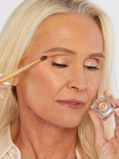 Amazonian clay cream shadow